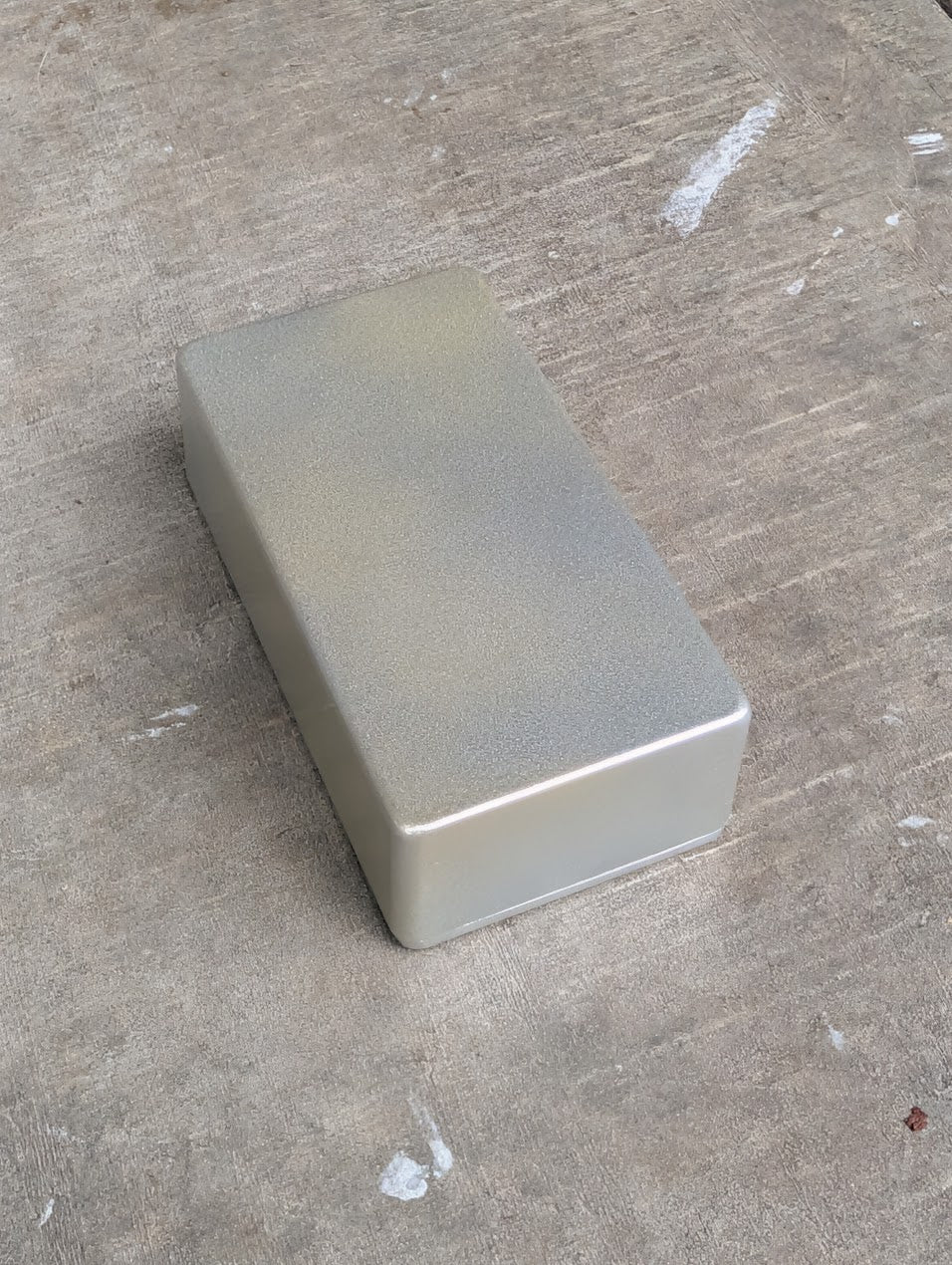 Silver/Gold Two-Tone Powder Coated 125B Enclosure — Pedal Builder Supply